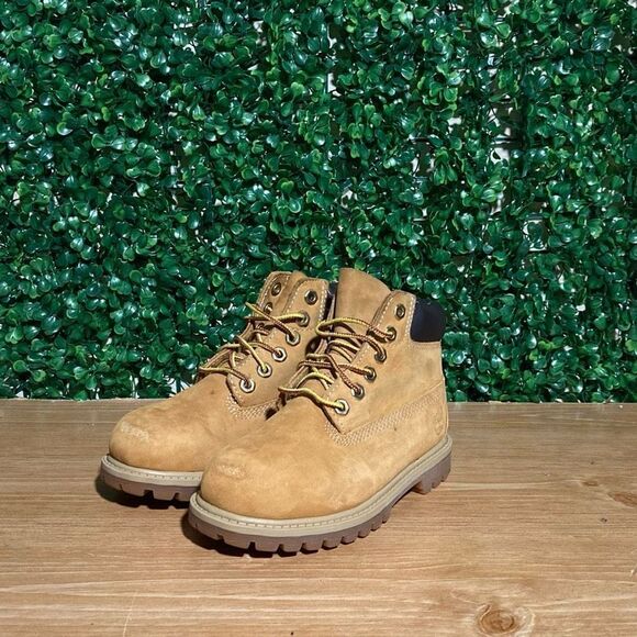 Timberland Wheat Boots - Picture 1 of 4